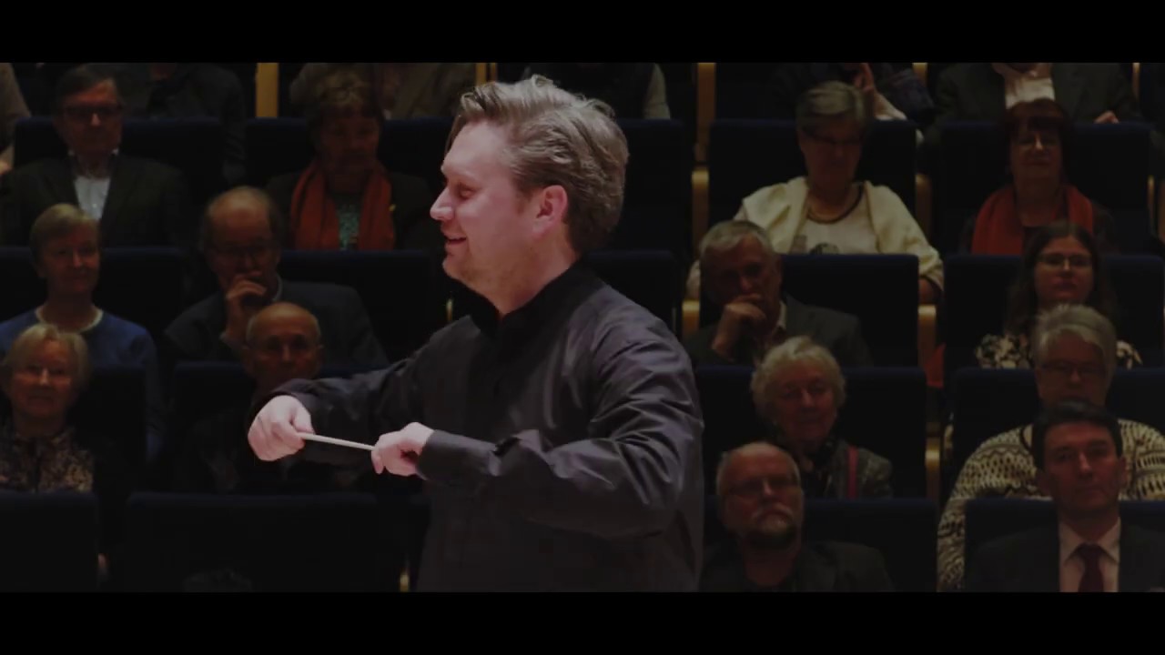 Martinů: Rhapsody-Concerto | Tapiola Sinffonietta, Jonathan Bloxham & Timothy Ridout
