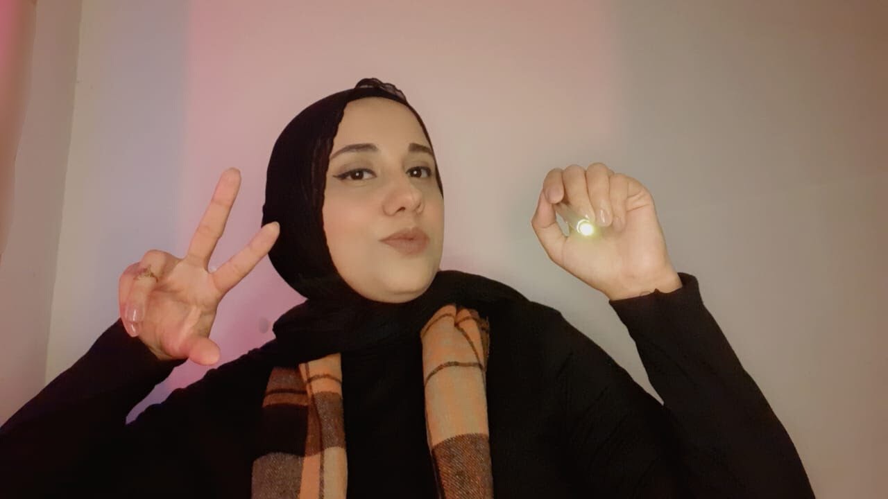 دكتورة الاعصاب اللطيفة تفحص اعصابك اي اس ام ار | ASMR Cranial Nerve Exam #asmr