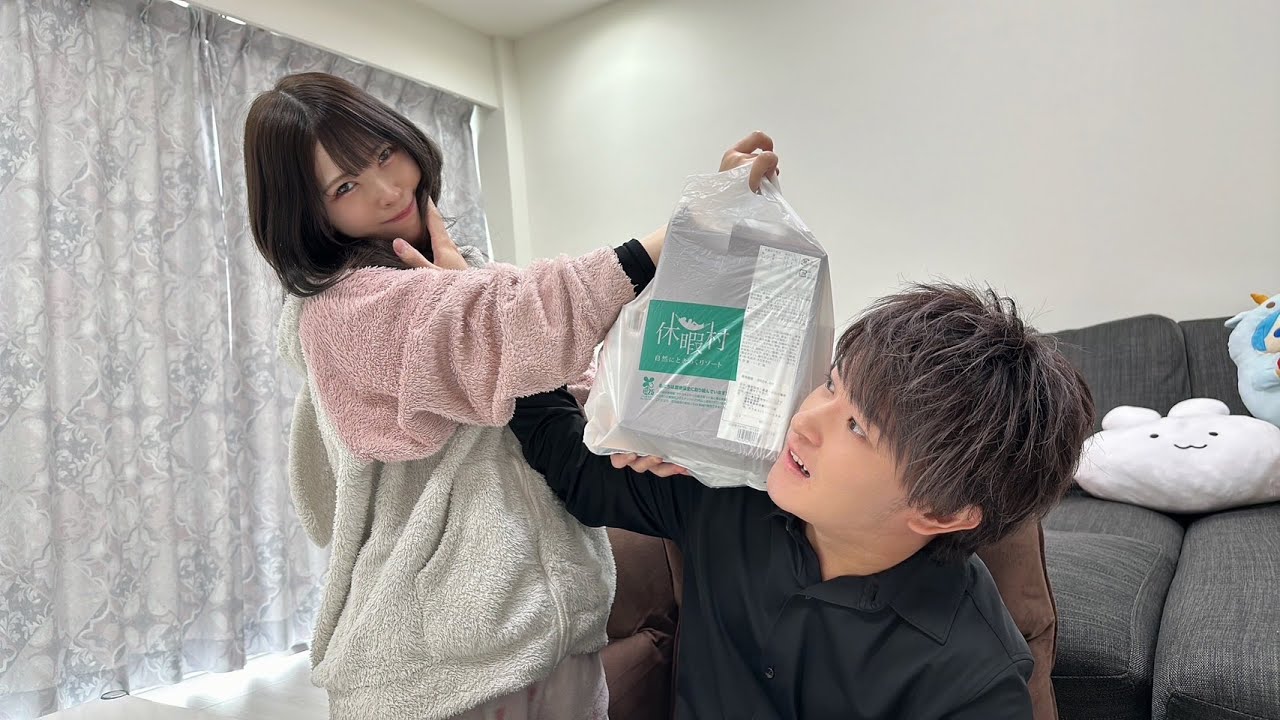 彼女の女子旅最高お土産紹介で彼氏歓喜【カニとぽんちと早食い】