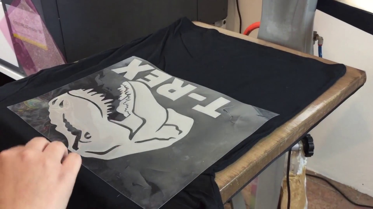 How to use the t-shirt guide to line up your shirts