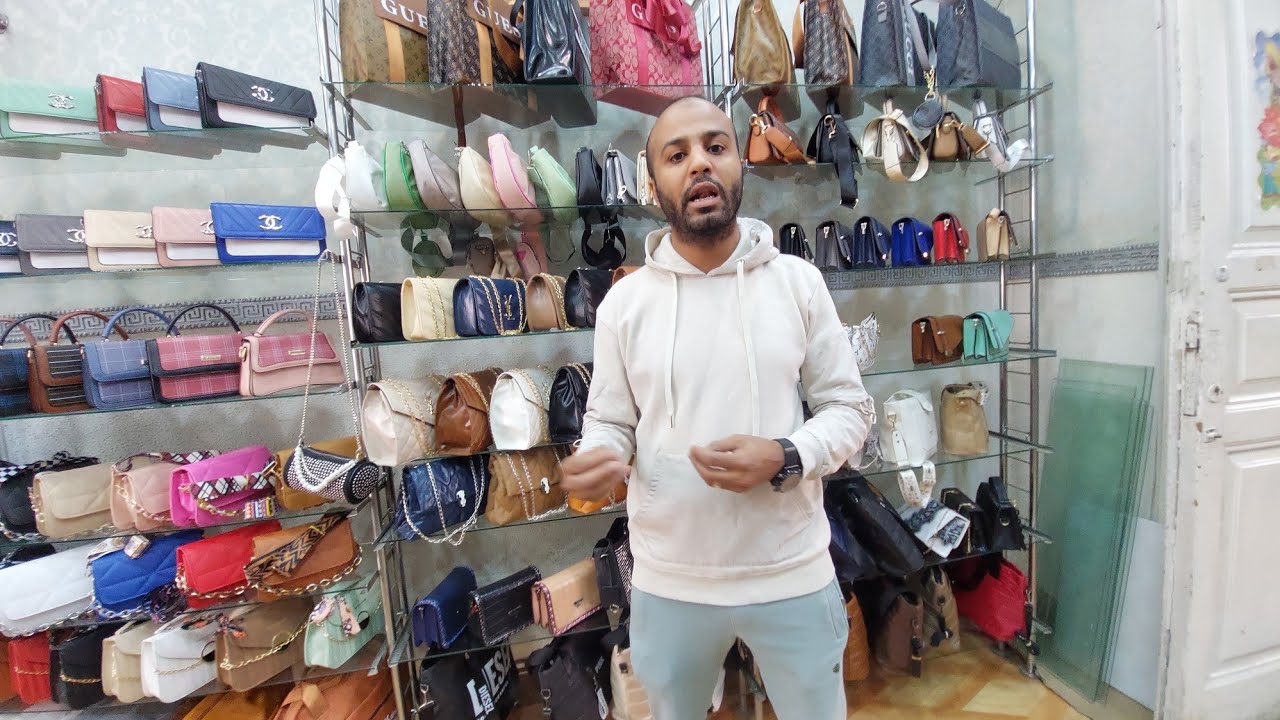 مصنع سالم للشنط من اول ٢٥ج والبيع بسعر الجمله من اول ٣قطع