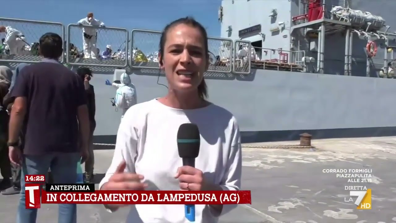 Lampedusa, hotspot al collasso. Le immagini in diretta