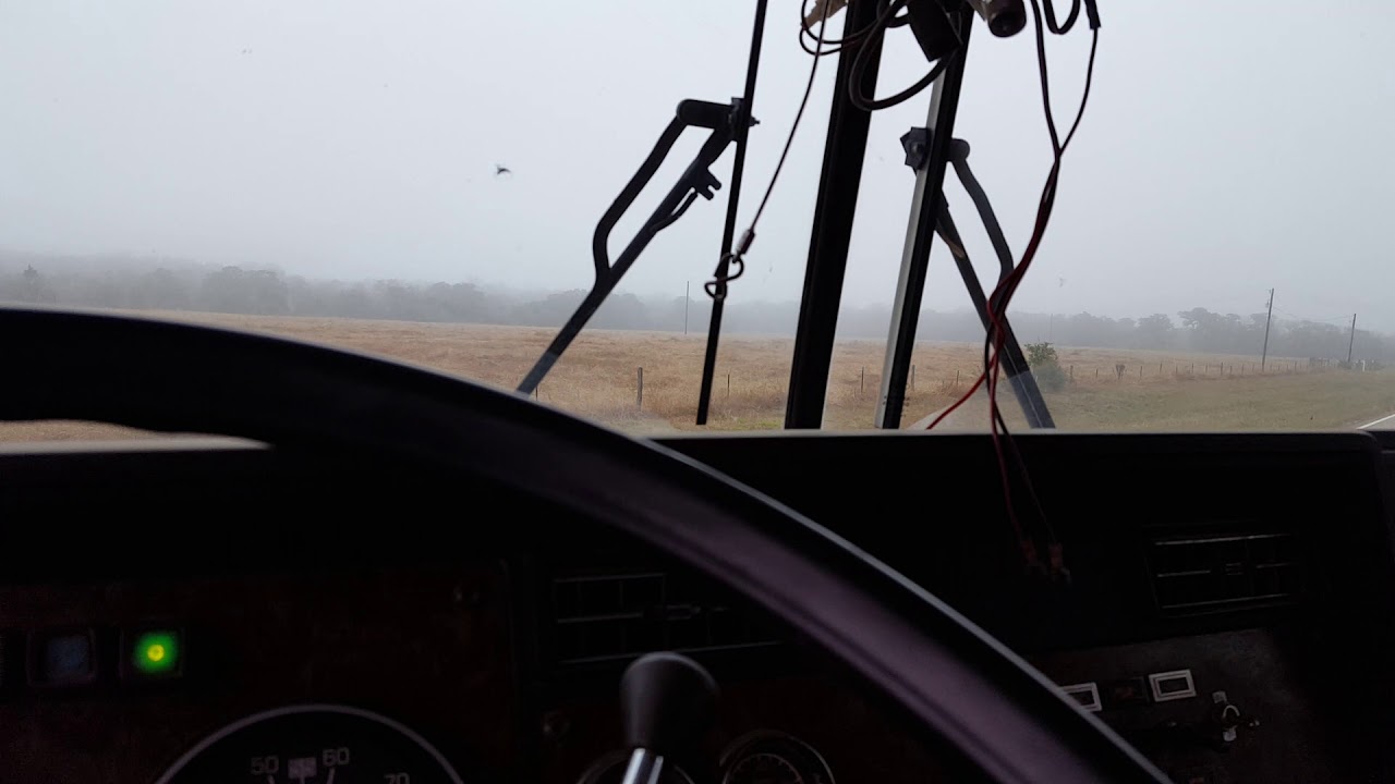 89 Kenworth with Big Cam Cummins and 5 inch straights