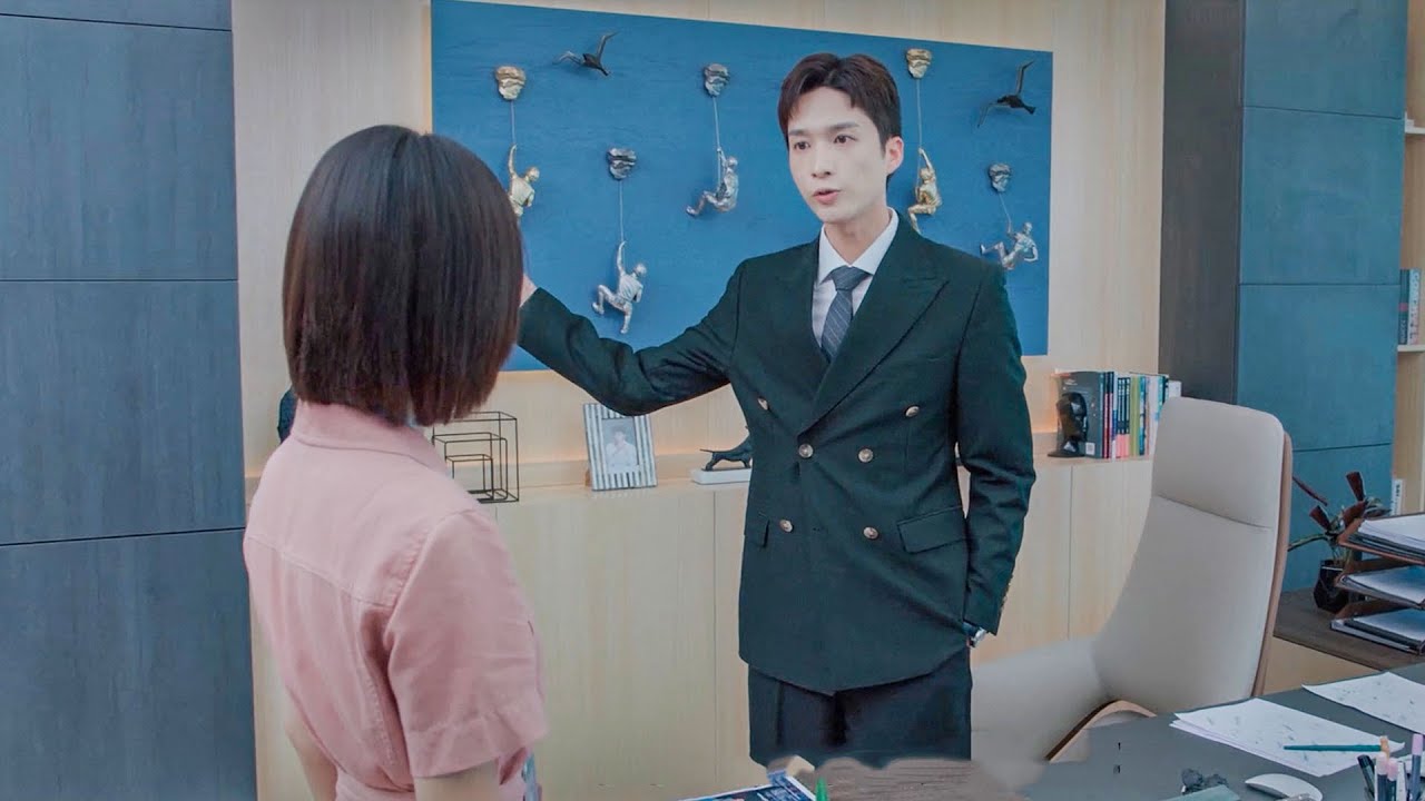 Генеральный директор сказал резкие слова, и Золушка ушла решительно, не давая ему шанс спасти ее!