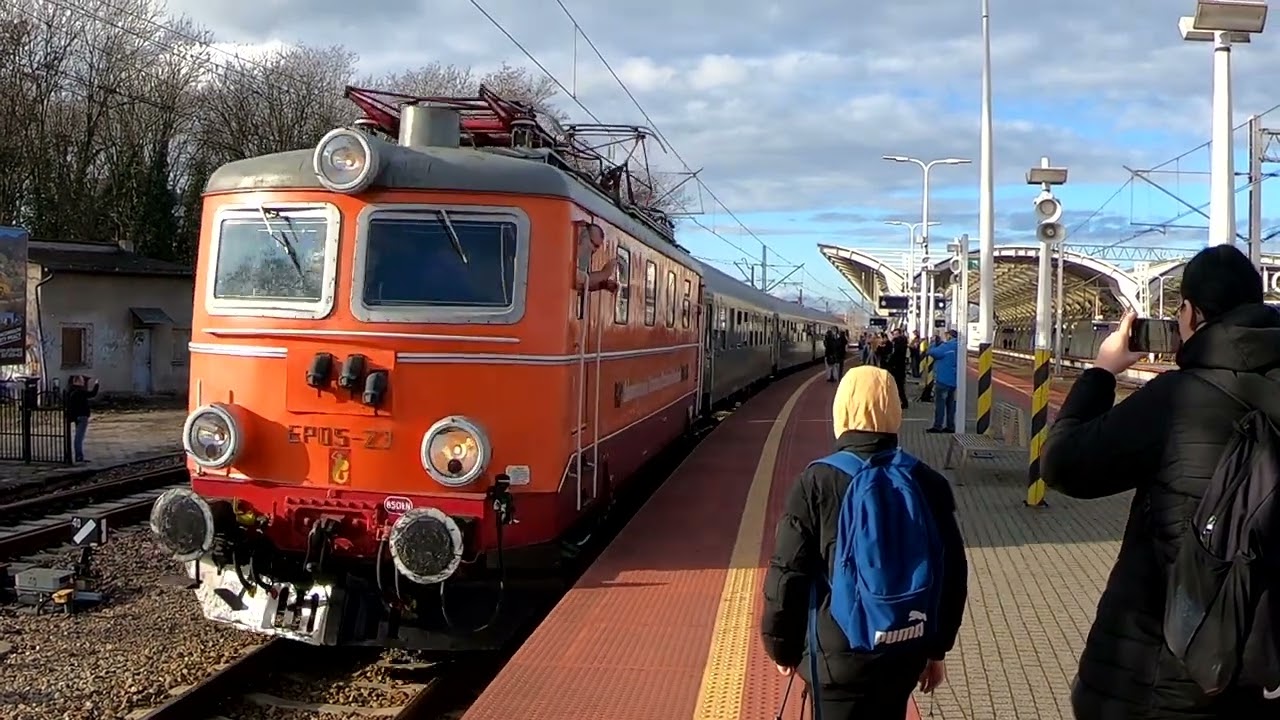 Turkol na Śląsku Zima 2023 pociąg specjalny na Śląsku - EP05-23 'CZESIO'