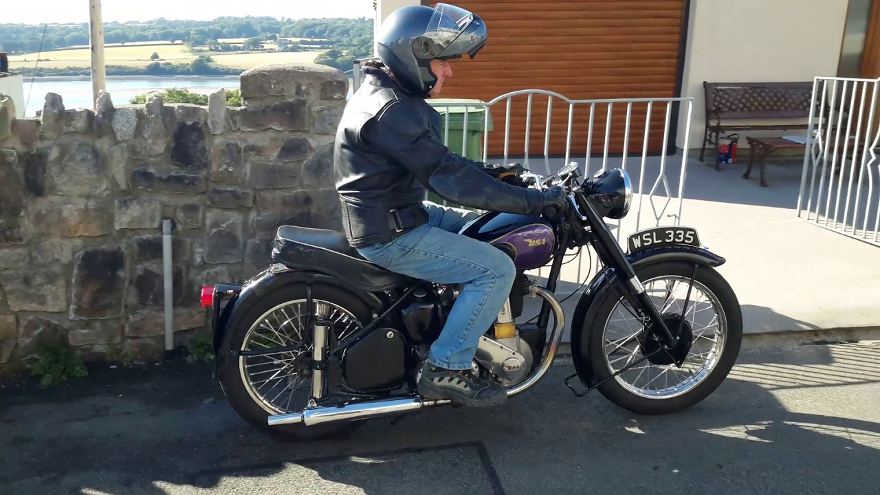 BSA B33 500cc 1950 cold start