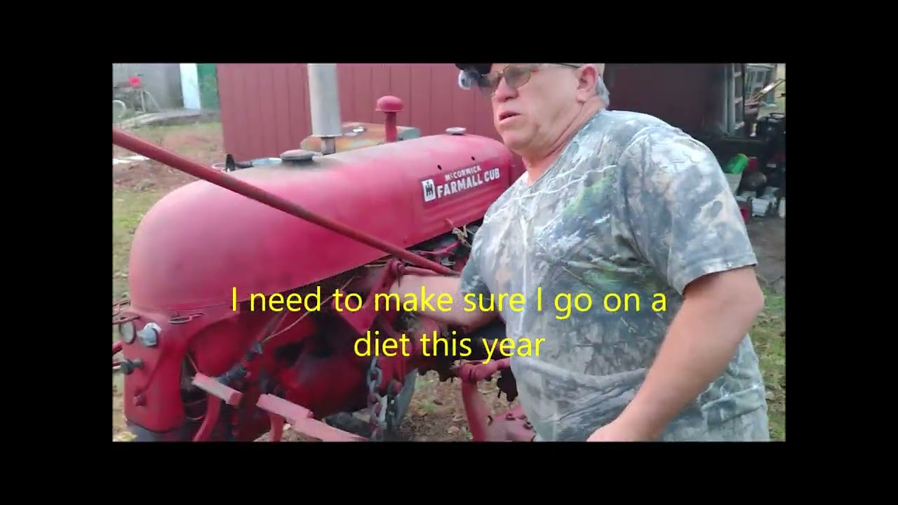 FARMALL CUB: HOW TO HAND CRANK