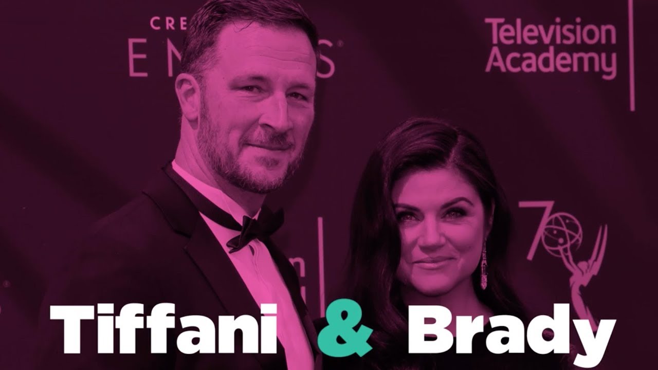 Tiffani Thiessen and Brady Smith interview about their early dating life and marriage