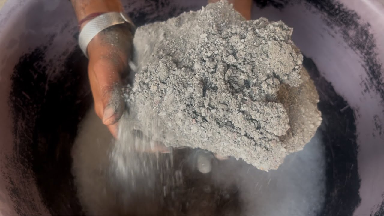 Dusty sand cement water crumbling #satisfying 