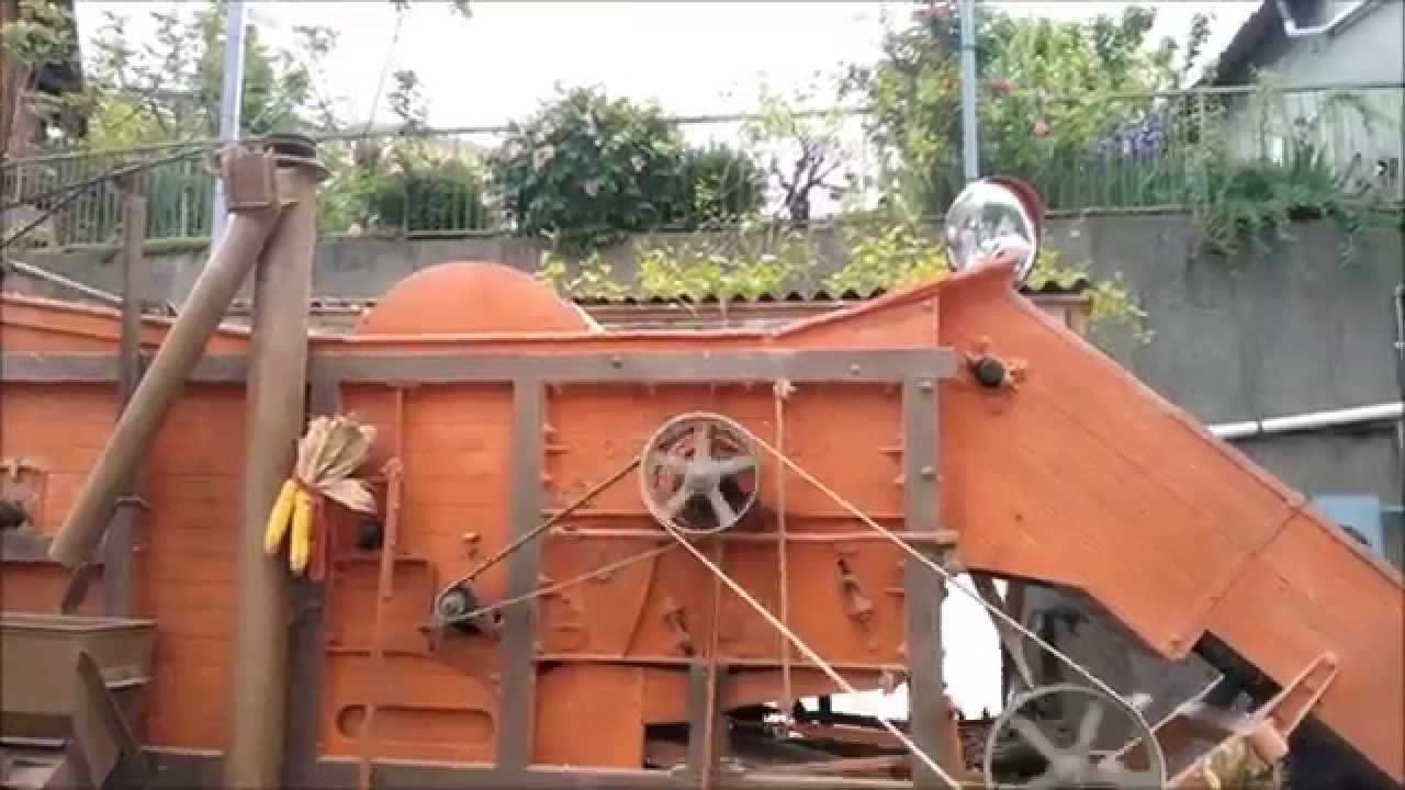 Trattori d'epoca e trebbiatura del mais Montegrosso D'asti 2015