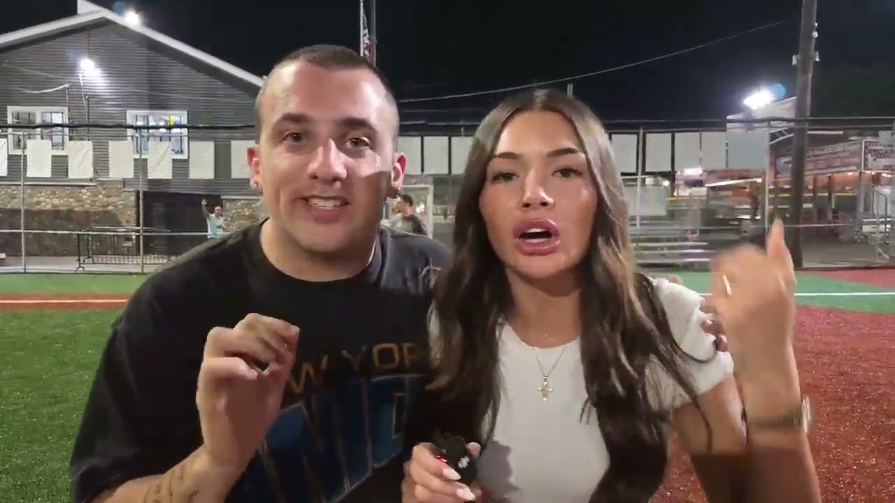Christina and Amber family party stream