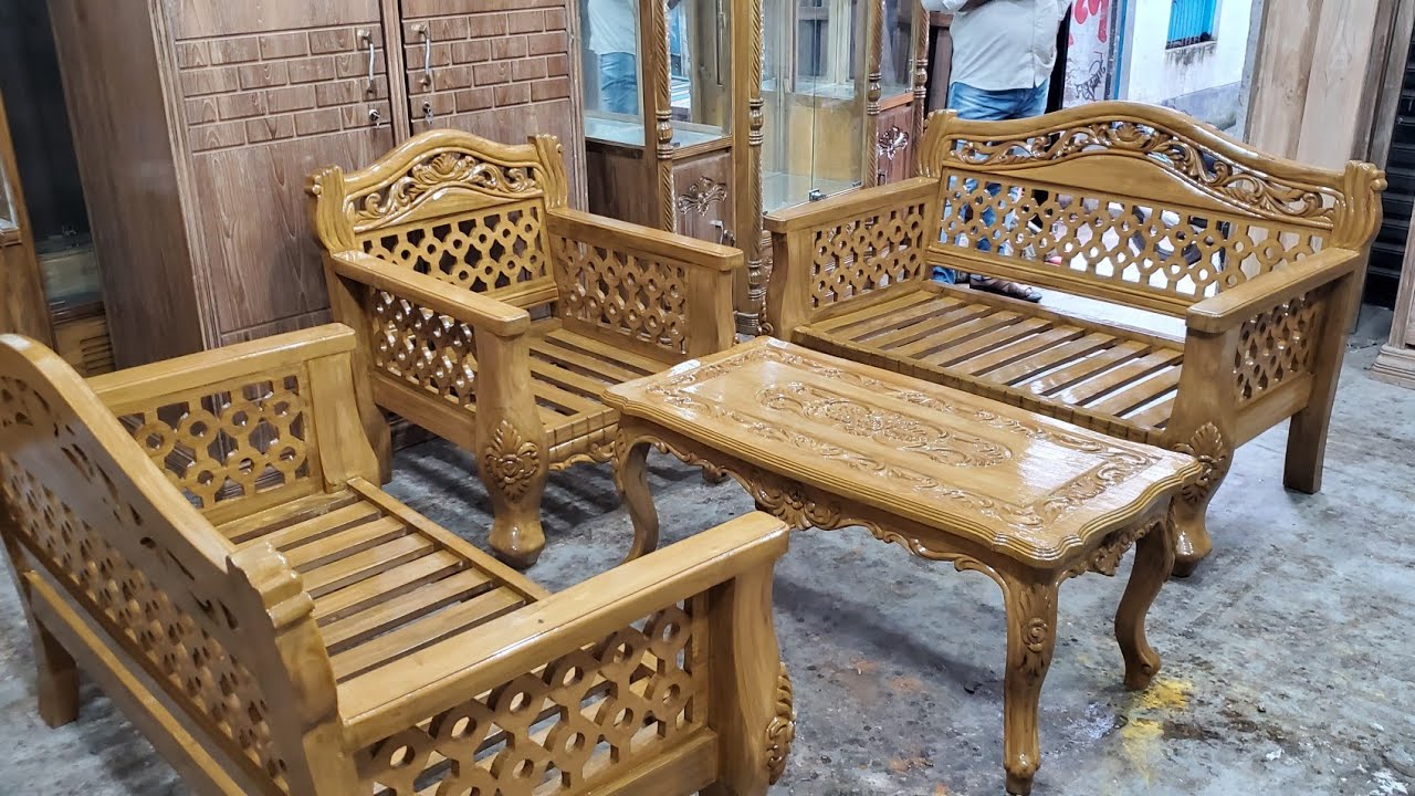 চিটাগাং সেগুন কাঠের রিং ভিক্টোরিয়া শট সোফার দাম জানুন।
