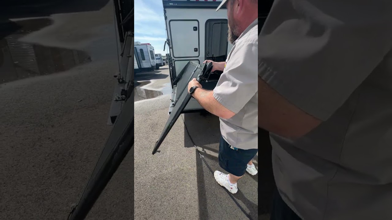 How to Put Up Your Rear Party Deck on Your 2022 Palomino Real-Lite HS-1916 Truck Camper