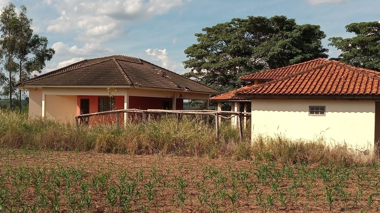 Homem Faz Promessa de Abandonar Casa Se o Filho For Curado, Veja oque Achei no Banheiro Dessa Mansão