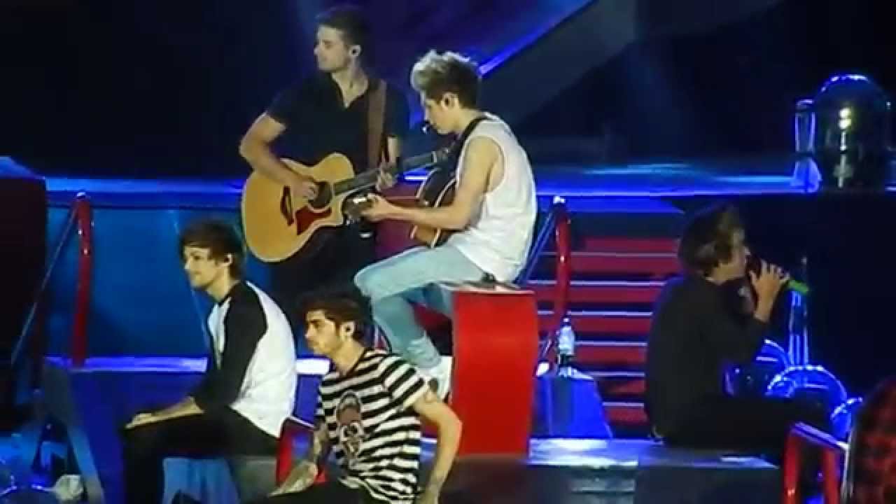 One Direction - Little Things - WWA Manchester Eithad Stadium 30/5/14
