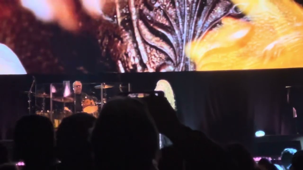 Stevie Nicks - 12/2/23 - Rhiannon - Kia Forum; Inglewood, CA
