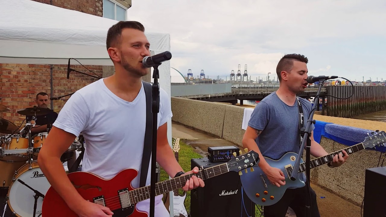 Local band Kio Play Harwich Beach