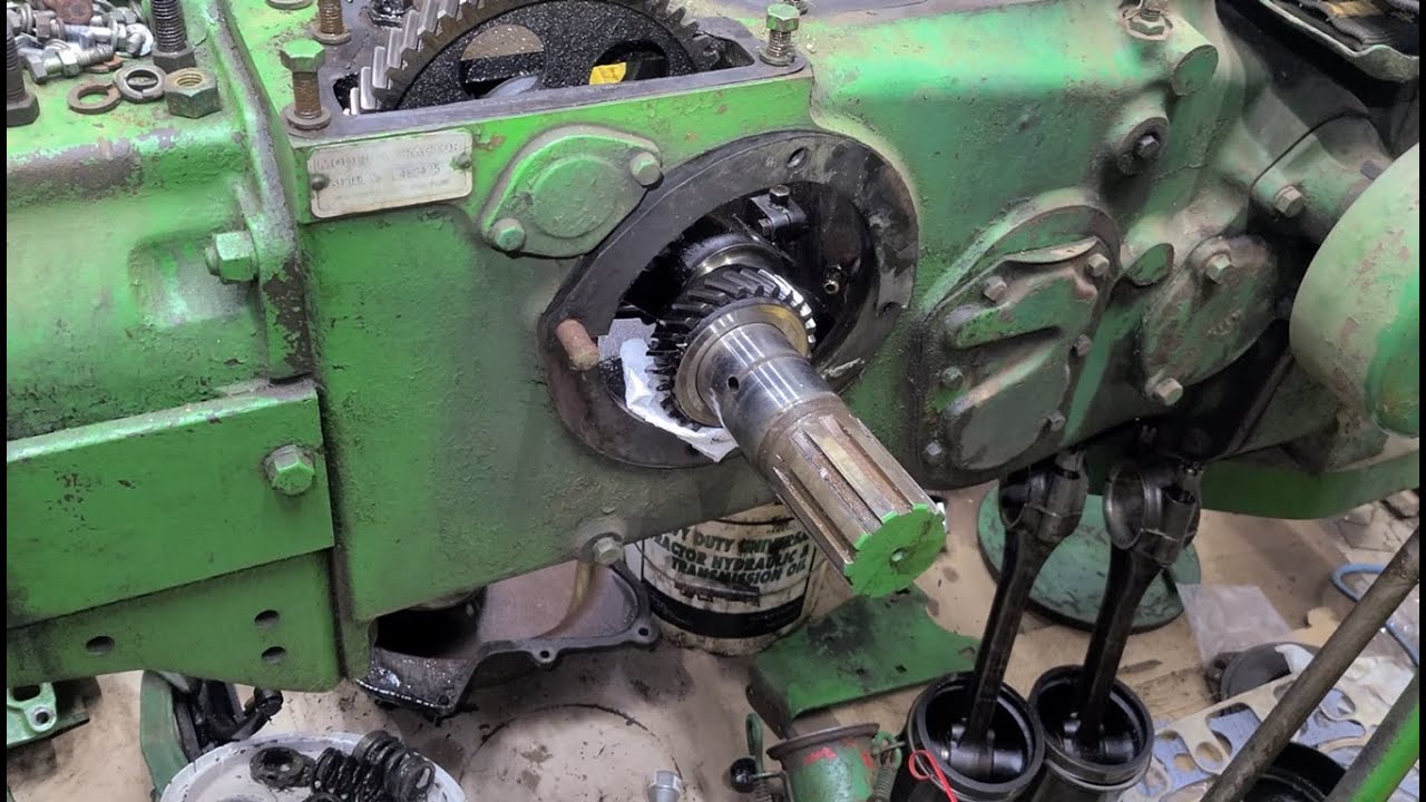 1939 John Deere A Part 4 Crankshaft Removal - Restoration Series