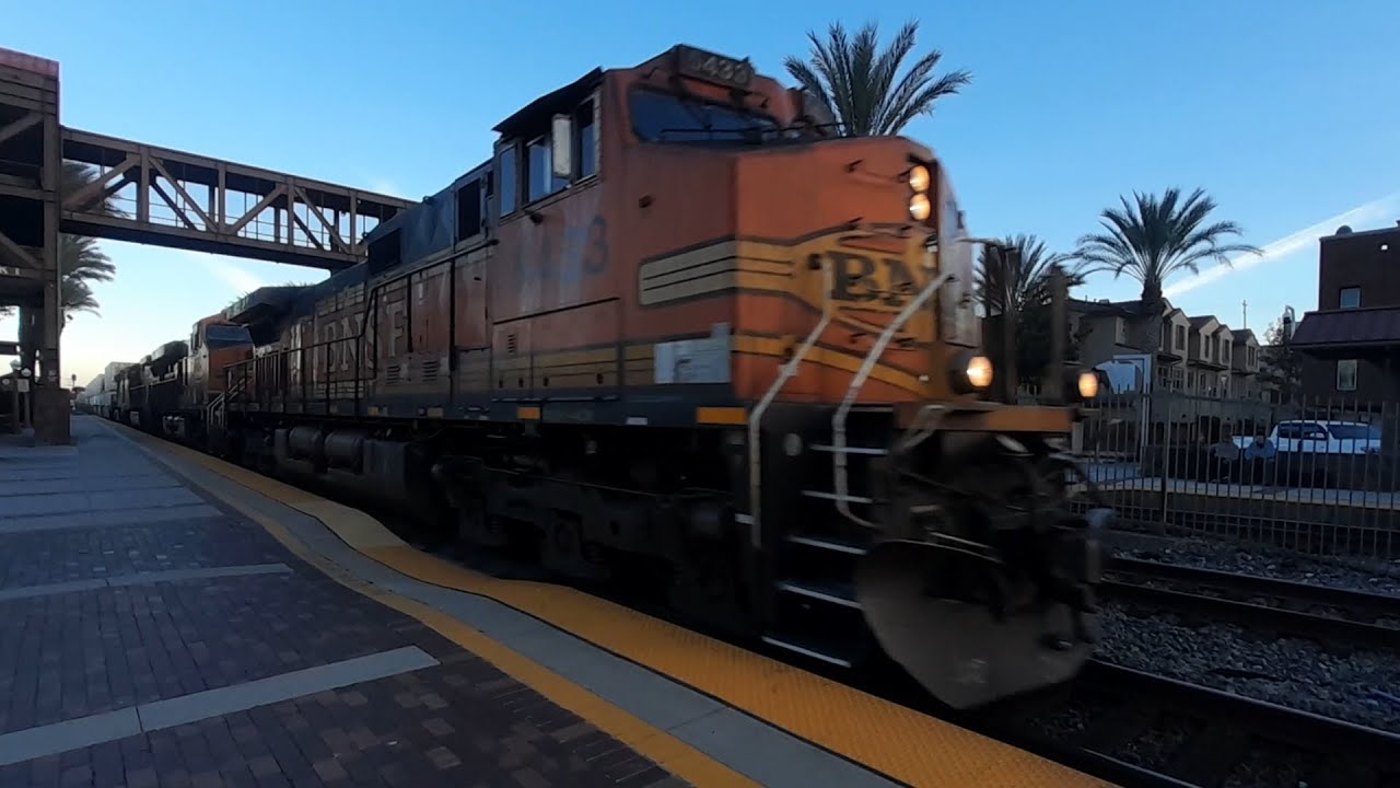 Railfanning Fullerton station pt4 featuring two KCS's, Warbonnet, UP