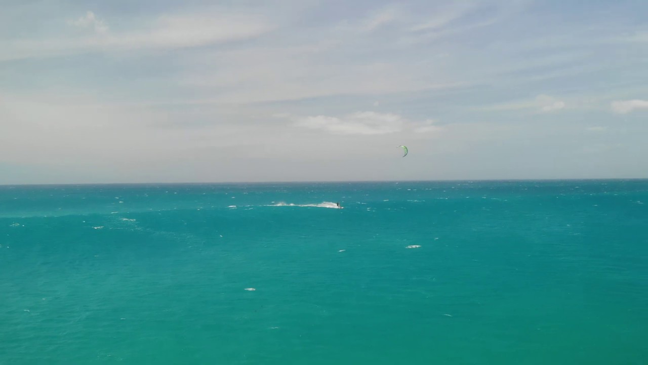 Drone footage - Le Morne, Mauritius - One Eye extreme kitesurfing