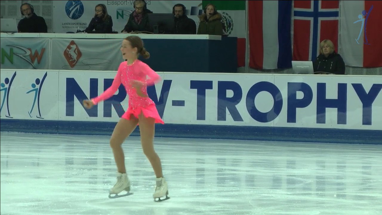Annika HOCKE