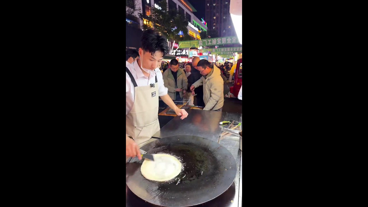 LIVE 🔴 Viral Sichuan Scallion Pancake! Handsome Vendor • 3 Per Person Limit • Crazy Long Line