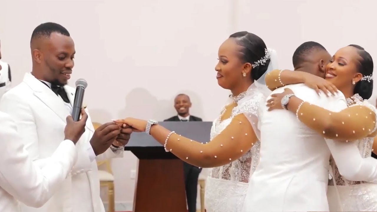 MICKY BAramutomagije Afatwa N'ikiniga😒Basomaniye Imbere ya Pastor Abantu Barumirwa