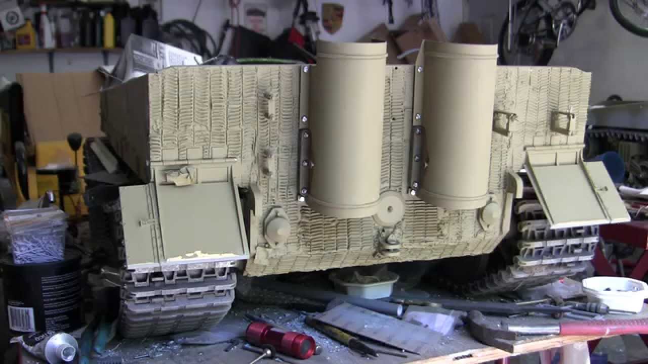 Видео №8 проекта Armortek Late Tiger I (детали задней части корпуса и выхлопной коллектор)