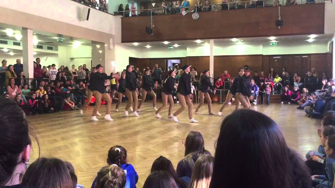 Dancing Wave - Ticho, prosím !
