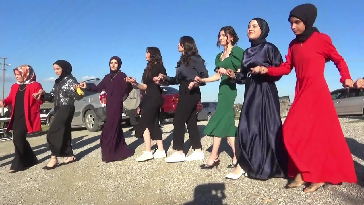 BAHAR İLE FURKAN IN NİŞAN TÖRENİ PART-1