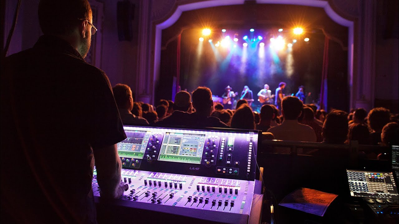 DUAL DLIVES ON TOUR WITH EDWARD SHARPE AND THE MAGNETIC ZEROS