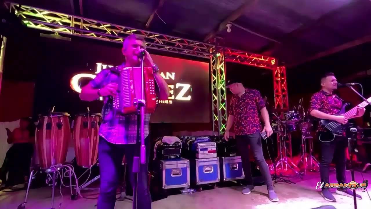 JHONATHAN CHAVEZ CRUCE DE BOQUERON CHIRIQUÍ  ANTE SALA A LA FAMA EN VIVO PARTE 2