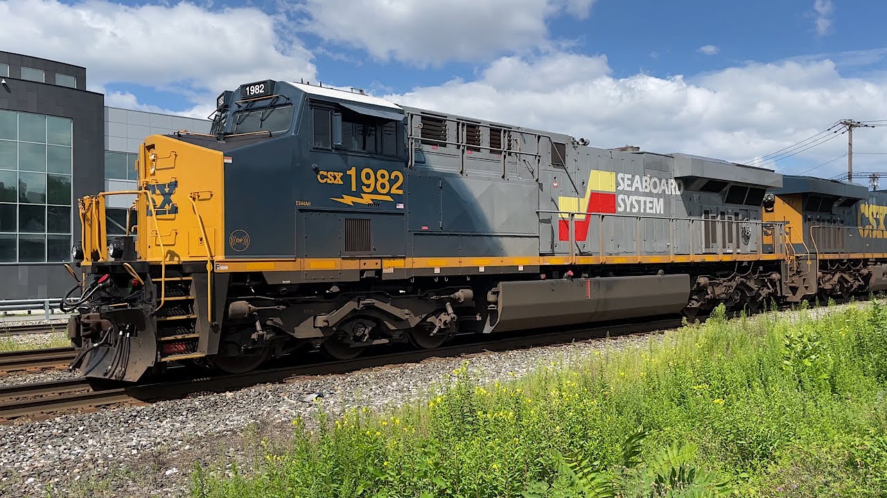 “Danger Zone” Railfanning Music Video - 800 Subscribers Special!