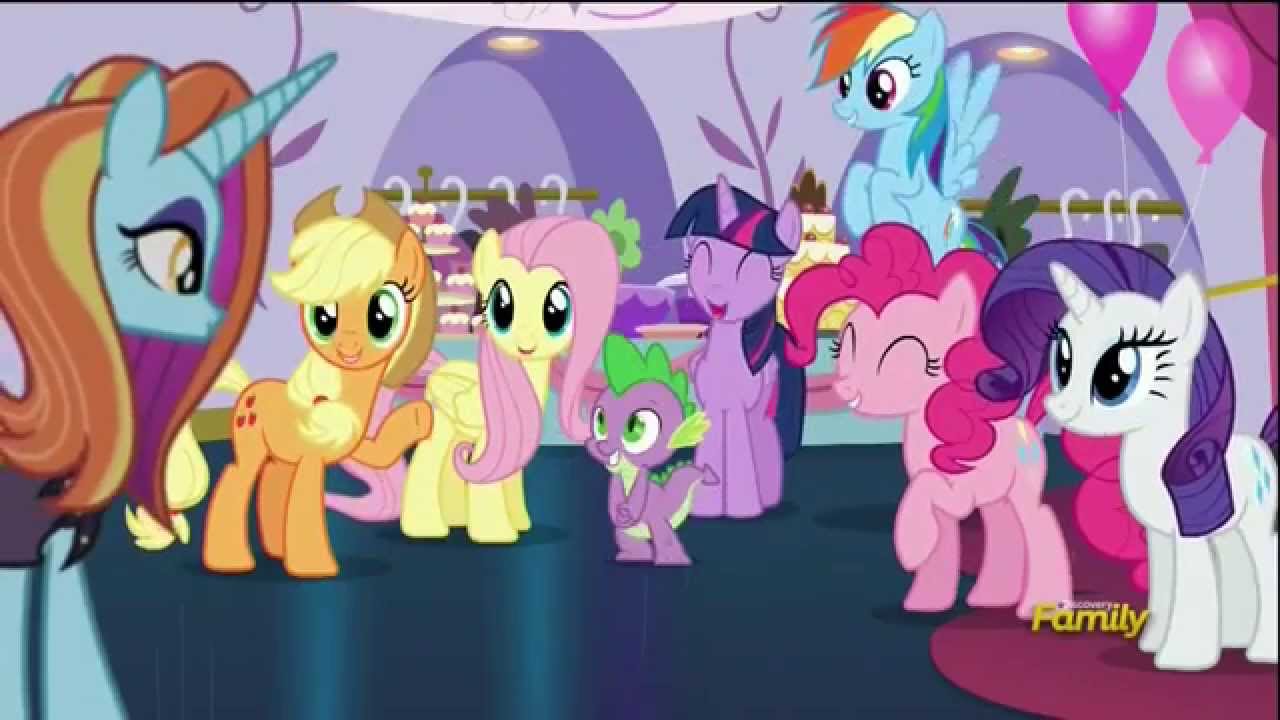 Rarity introduces Sassy Saddles - Canterlot Boutique