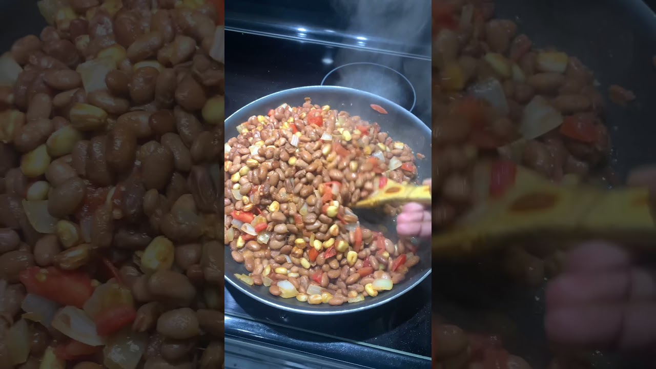 Githeri:Kenyan Cuisine. Maize and beans boiled together. You may add tomatoes and onion. #ASMR
