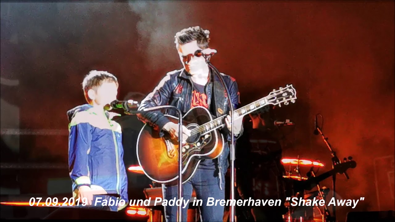 Fabio und Paddy im Duett Michael Patrick Kelly Bremerhaven 