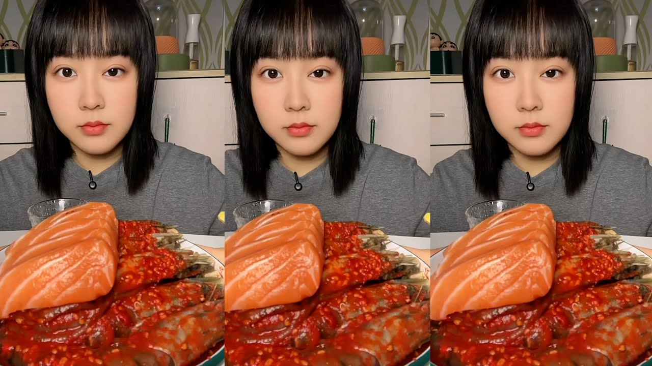 Duoduo / ASMR TOBIKO EGGS | FLYING FISH ROE | EXTREME EATING SOUNDS