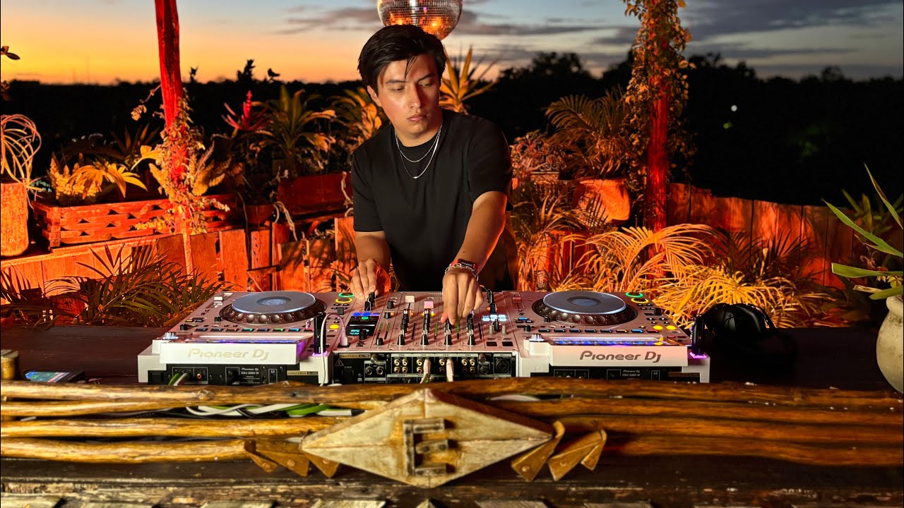 Francis Aven | Progressive House Night Mix 2026 | By @EPHIMERATulum
