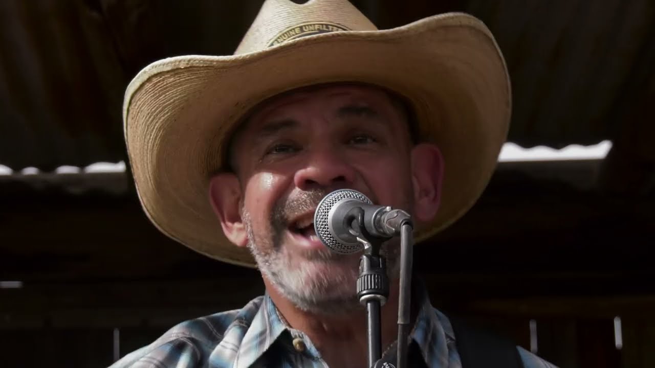 Michael Dean Goodrich at JT Saloon, Travel Down