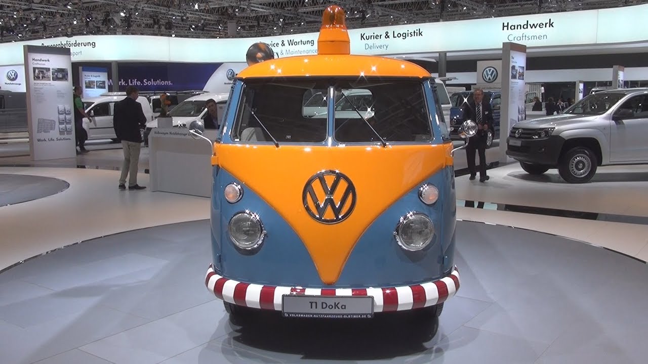 Volkswagen Transporter T1 DoKa Double Cab (1964) Exterior and Interior