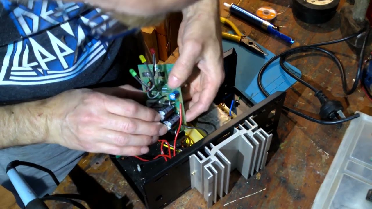 Rubbish Rescue - Battery Charger Revival
