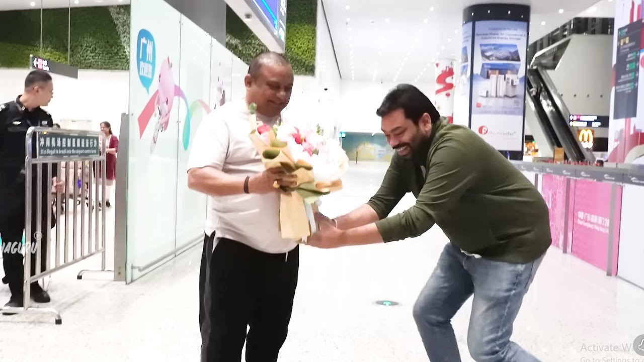 చైనాలో సిద్ధగురువుకు స్వాగతం | Siddhaguru in China Airport | China