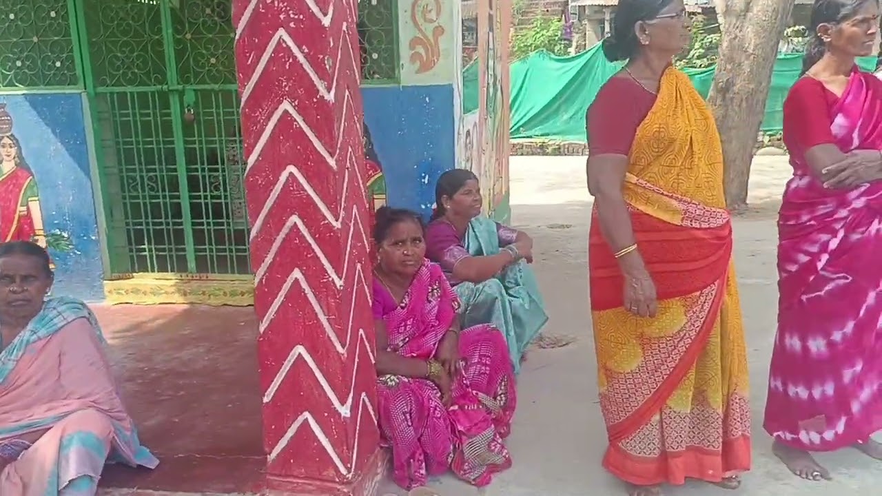 పరిసరాల శుభ్రత పై పాట . సారంగపాణి. బిక్షపతి. మేరుగు రవీందర్ గౌడ్ బృందం