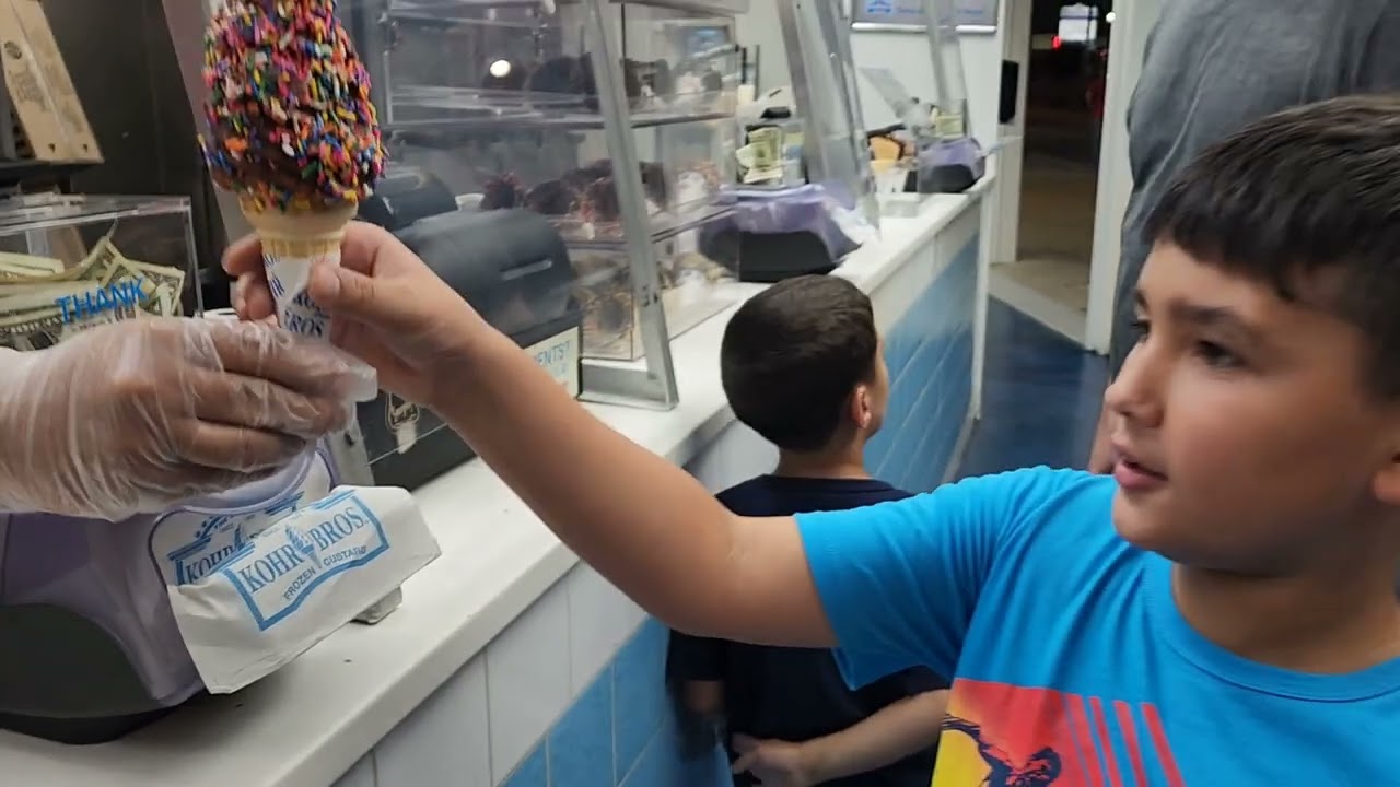 2022 - 08 VA Beach  Fun Park & Kohr's Bros Ice Cream