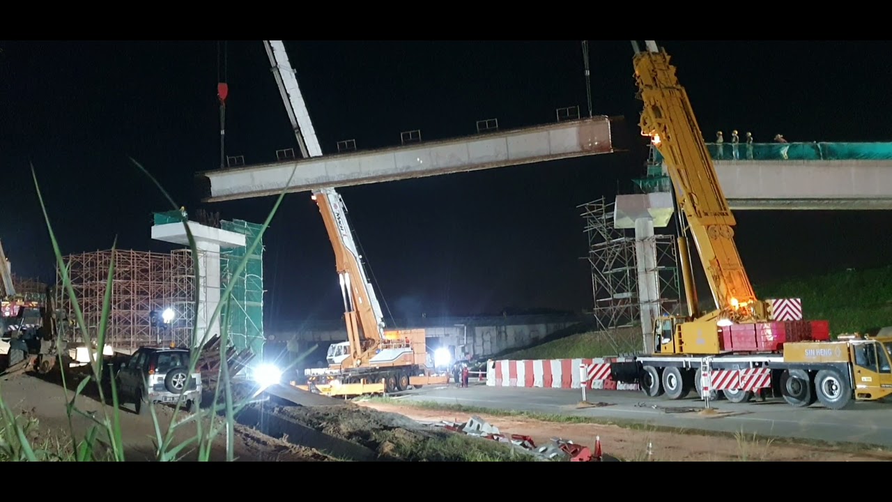 Launching Beam with Kato KA2000 and Demag AC300