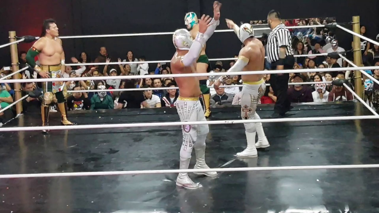 CARÍSTICO Y MÍSTICO VS ÚLTIMO GUERRERO Y GRAN GUERRERO ESTELAR ARENA MAMÁ LUCHAS