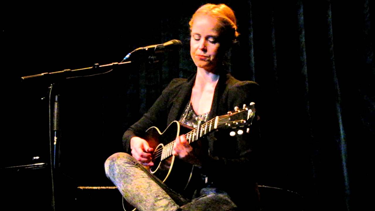 Tina Dickow - Stains, Afterburner Jazzhouse