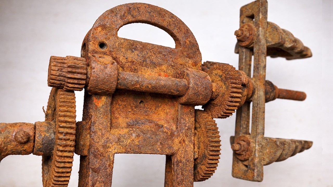 Can You Guess What It Does? Rusty Antique Mystery Tool Restoration