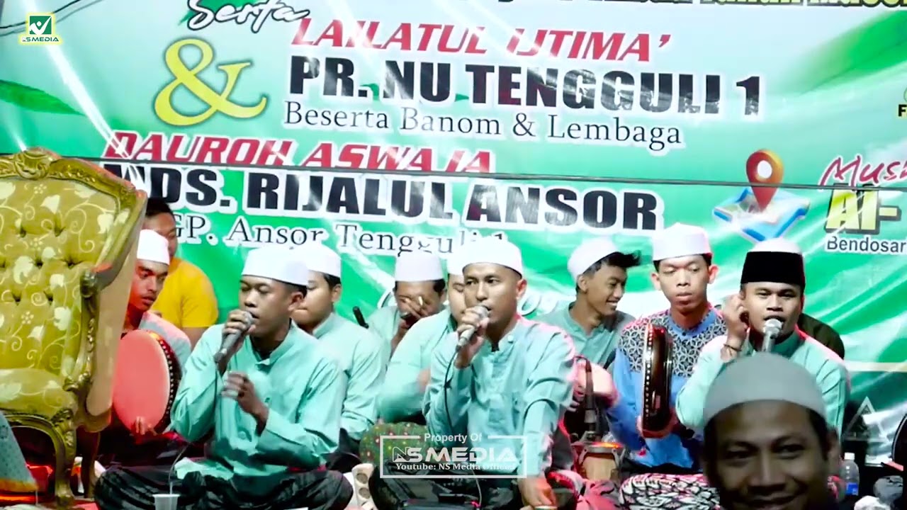 maulayasholli wasallim daiman abada. Sholawat Bersama.