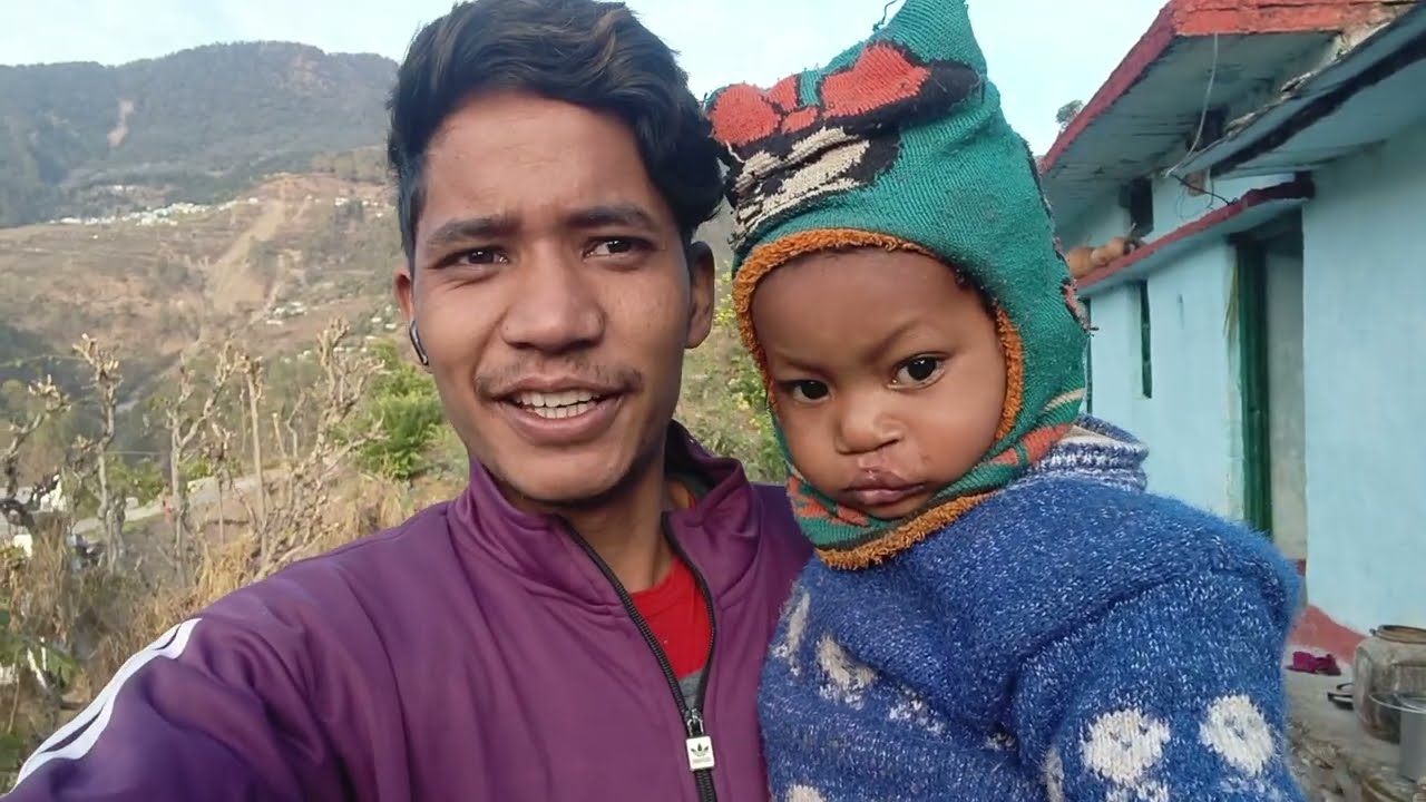 आज हमारे घर पर आए जंगली मुर्गी🐓🐓🐔🐣🐤🐥